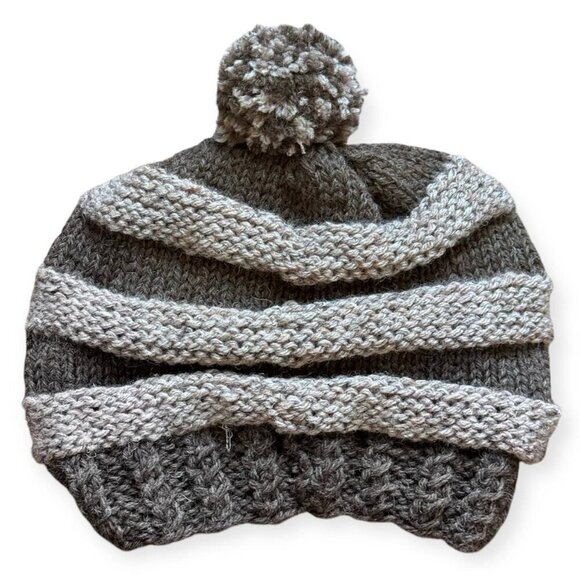 NWOT! Fun Knitted Women’s Two-Tone Knitted Hat - Picture 1 of 5